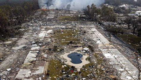 Hurricane Katrina Photos, Videos and Information - The Aftermath of Katrina on the Mississippi ...