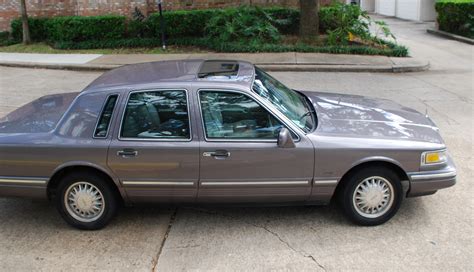 1996 Lincoln Town Car Cartier / 1996 Lincoln Town Car Signature Series For Sale Dayton Troy ...