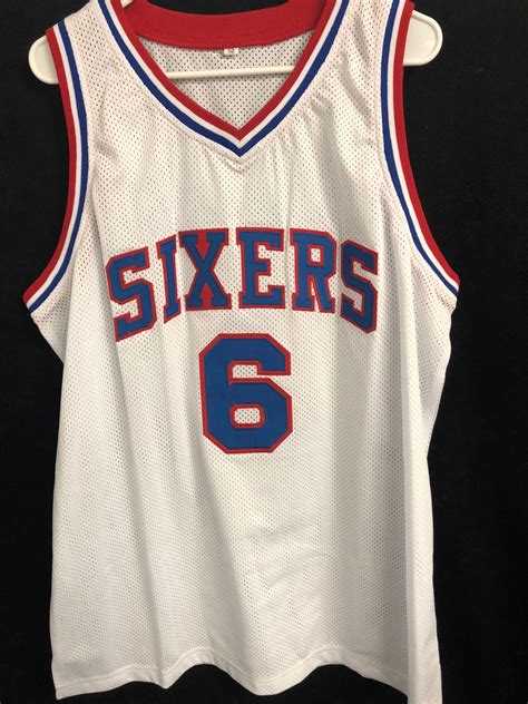 JULIUS ERVING SIGNED SIXERS JERSEY W/ COA