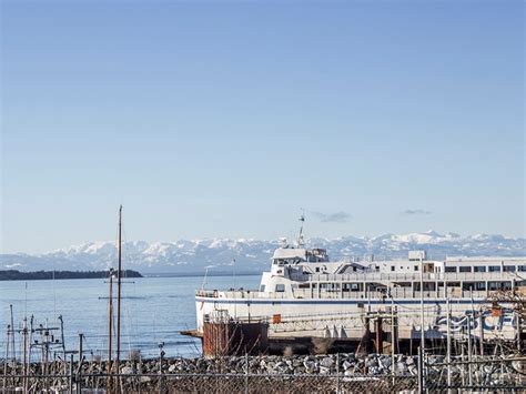 Ferry advisory committee report eyes increasing fares - Powell River Peak