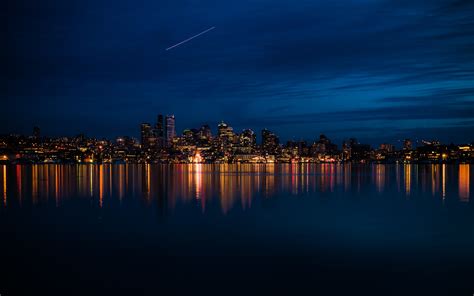 Seattle Skyline HD Wallpaper: A Night of Lights