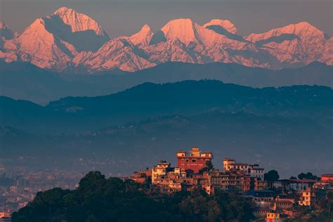 Mount Everest, Annapurna Range, Manaslu Range & Ganesh Himal seen from ...