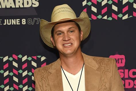 Jon Pardi 'Expecting an Award' for 'Head Over Boots' Video