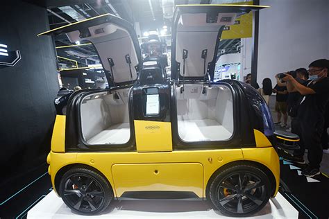 Meituan Borrows Electric Car Designs to Develop Self-Driving Delivery Vehicles - Caixin Global