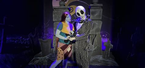 We Met Jack and Sally at Mickey's-Not-So-Scary Halloween! - MickeyBlog.com