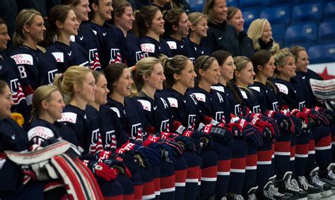 The History Of Women’s College Ice Hockey In The United States ...