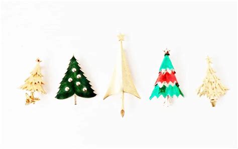 Collecting Vintage Christmas Tree Pins • Adirondack Girl @ Heart