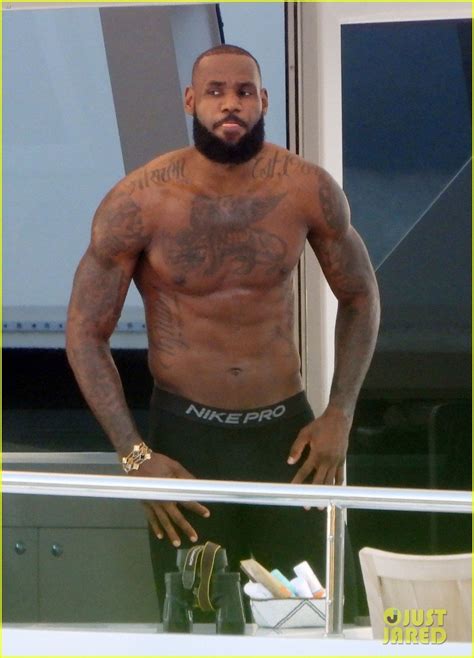 Photo: lebron james shirtless workout in italy 35 | Photo 4821078 ...