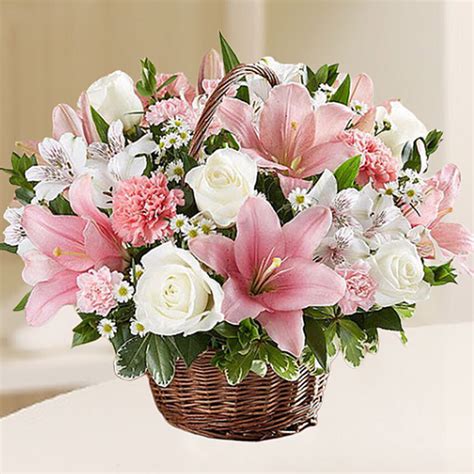 Online Beautiful Flowers Basket Gift Delivery in Singapore - FNP