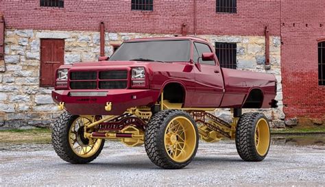 Dodge Ram W250 Cummins Truck Awaits a Completely Bespoke, Lifted Reconstruction - autoevolution