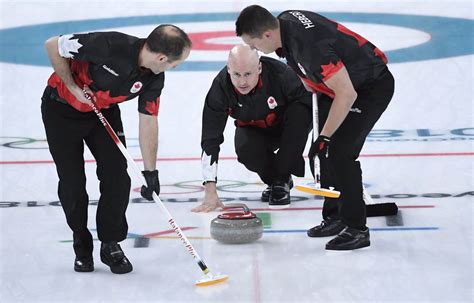 Le Canada est relégué à la petite finale au curling masculin | Le Devoir