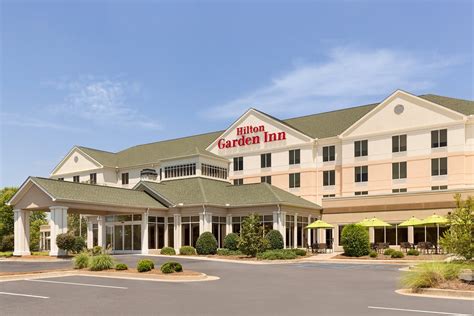 HILTON GARDEN INN TIFTON $119 ($̶1̶3̶6̶) - Updated 2022 Prices & Hotel Reviews - GA