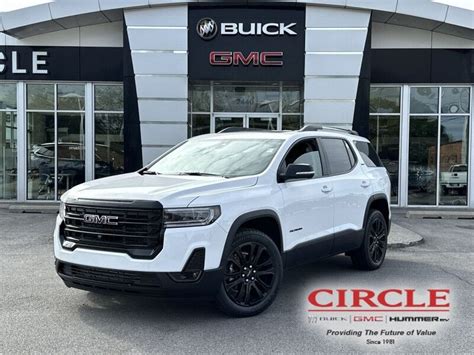 New 2023 GMC Acadia SLT in Highland IN