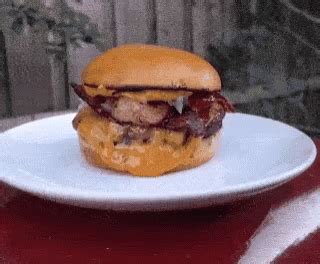 Cheese Burger GIF - CheeseBurger - Discover & Share GIFs | Burger ...