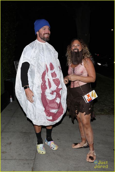 Stephen Amell, Kristen Stewart & More Wore Great Costumes On Halloween Weekend | Photo 1360803 ...