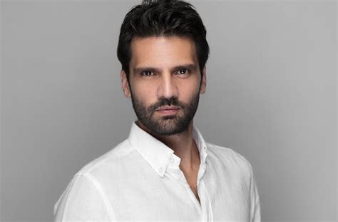 40-Year-Old Turkish Actor Kaan Urgancioglu to Challenge Years