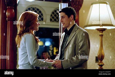 ALYSON HANNIGAN, JASON BIGGS, AMERICAN WEDDING, 2003 Stock Photo - Alamy