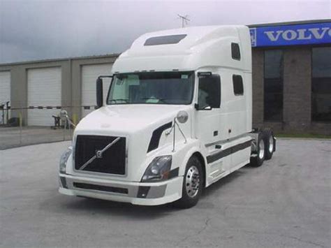 Volvo VNL780:picture # 8 , reviews, news, specs, buy car