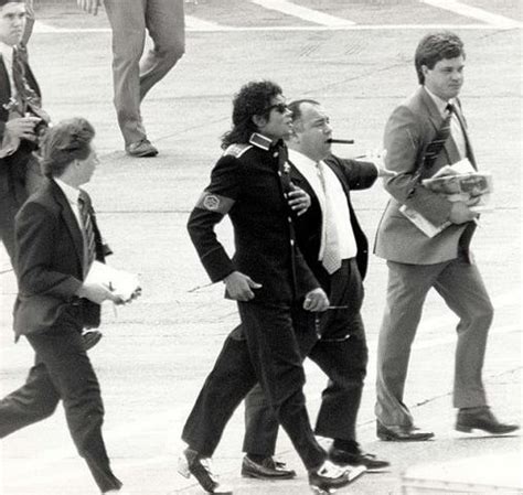 Michael And Manager, Frank DiLeo - Michael Jackson Photo (33284595 ...