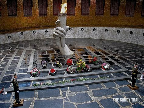 Battle of Stalingrad - Russia's Epic War Statue