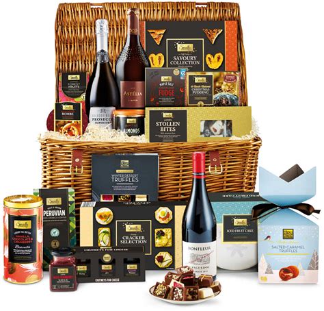 Aldi's Christmas hampers - are they good value? - MoneySavingExpert.com Deals Hunter