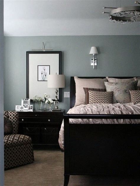 15+ Amazing Bedroom Paint Color Ideas | Relaxing master bedroom, Bedroom decor dark, Dark ...