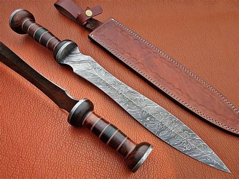 24" Historical custom made Damascus steel blade, roman gladiolus sword MX 01