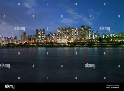 Night view of the Han River in Seoul Stock Photo - Alamy