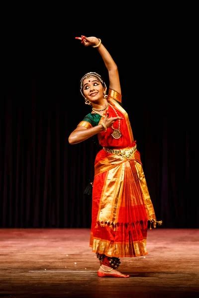 Bharatanatyam Stock Photos, Royalty Free Bharatanatyam Images | Depositphotos