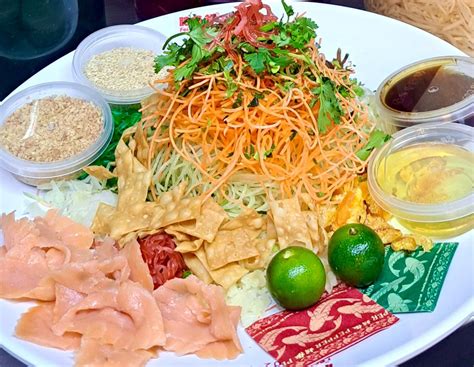 Chinatown Hawker Stall Offers Wallet-Friendly 8-Pax Abalone Yusheng For $50, Open Through CNY ...