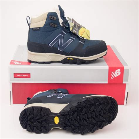 New Balance Women's 1099 Winter Hiking Boot in Navy WO1099NV