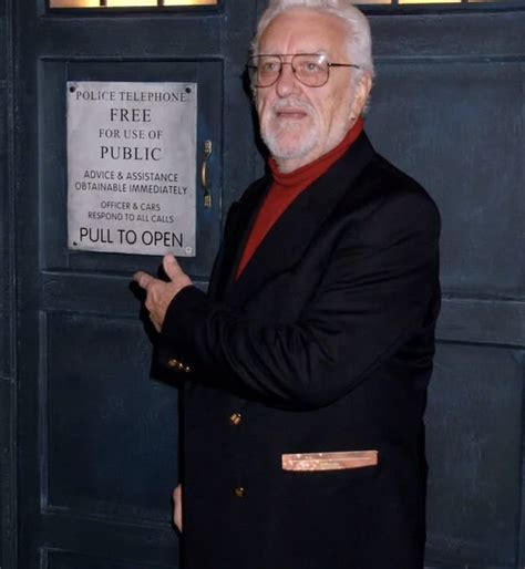 Tributes pour in for the wonderful Bernard Cribbins who passed away today / Twitter