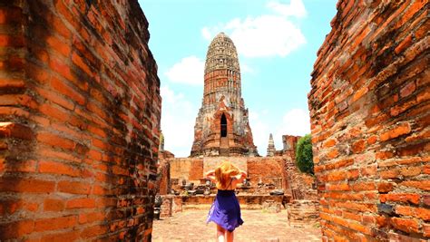 A day trip from Bangkok: Ayutthaya Temples Thailand - The Jetsetter Diaries