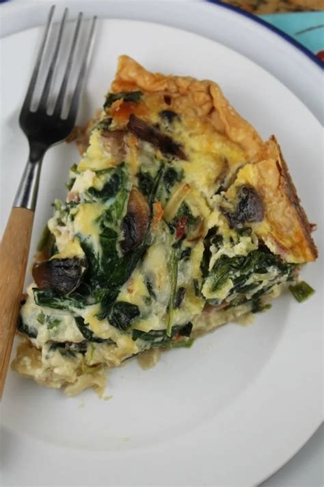 Ham, Spinach & Mushroom Quiche - Miss in the Kitchen