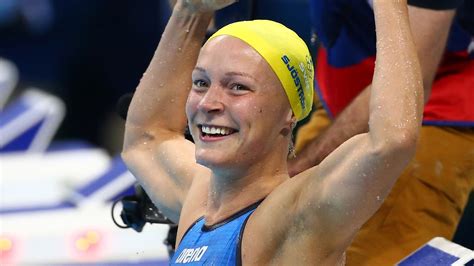 Olympics Rio 2016: Sarah Sjostrom breaks world record to win women's 100m butterfly - Eurosport