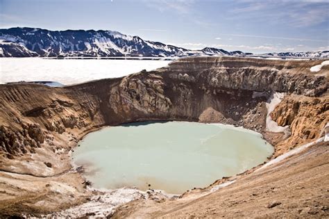 Volcanoes in Iceland | See Volcano Tours & Tips | Guide to Iceland