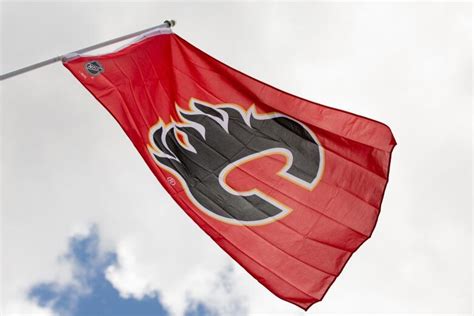 Flames fever grips Calgary as playoffs begin | CBC News