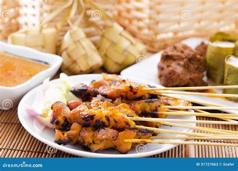 Chicken Satay And Ketupat Stock Photos - Image: 31727663