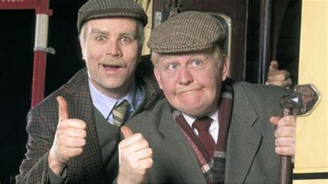 Still Game: Jack and Victor to make a comeback - BBC News