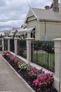 CastStone Sandstone Products - Photowall Fence Wall Design, Modern Fence Design, House Gate ...