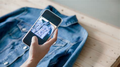 10 Best Apps To Sell Clothes Online in 2022 | GOBankingRates