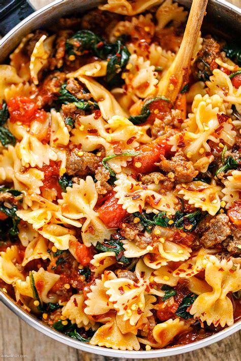 Tomato Spinach Sausage Pasta Recipe – How to Cook Sausage Pasta — Eatwell101