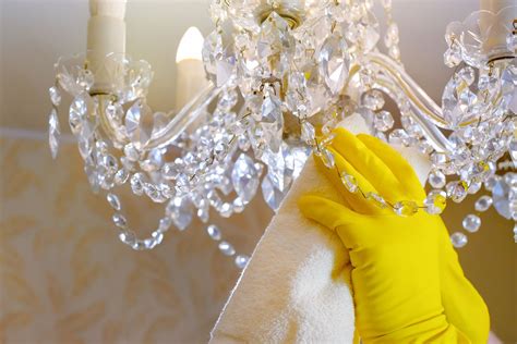 Keep Your Crystal Chandelier Sparkling and Clean - TrendRadars