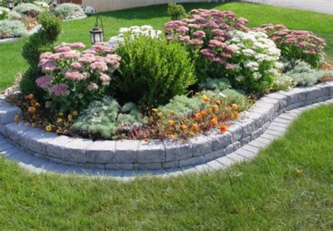 30+ Stone Flower Bed Edging Ideas – DECOOMO