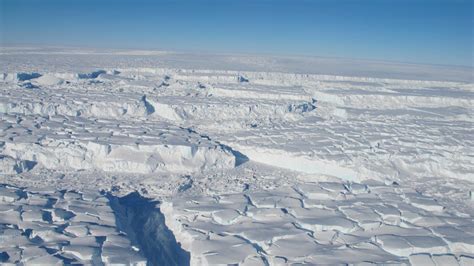 Why Did an Enormous Chunk of West Antarctica Suddenly Start Melting?