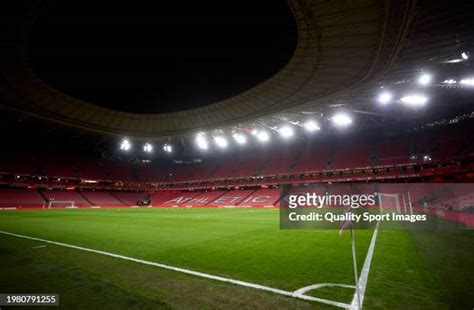 136,089 Bilbao Stadium Stock Photos, High-Res Pictures, and Images ...