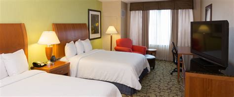 Hotels Near Buffalo Airport | Hilton Garden Inn Buffalo Airport Hotel