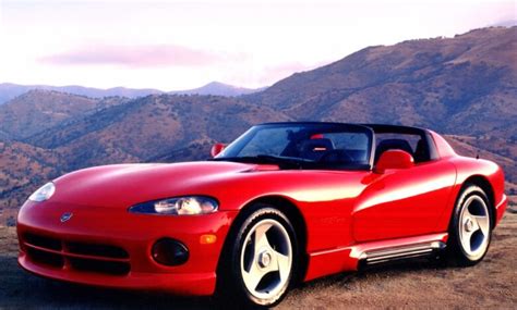 Firing on Ten Cylinders with the 1992 Dodge Viper RT/10 - Tire Kickers ...