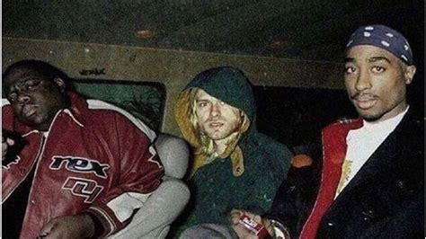 Avec quel guitariste Kurt Cobain était-il dans la photo originale