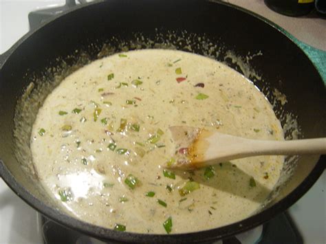 Basic Cream Sauce - The Happy Housewife™ :: Cooking